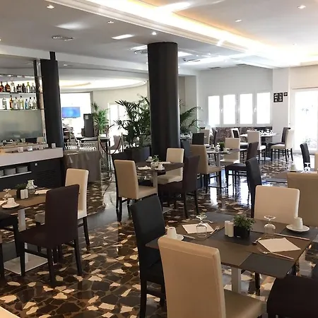 Hotel Ohtels Gran Almería