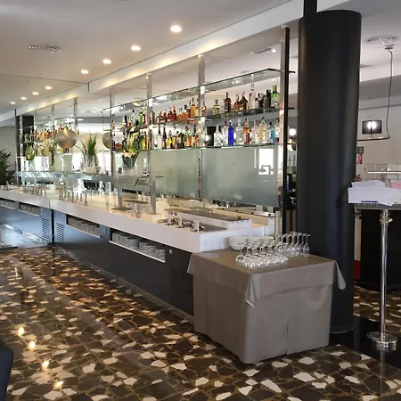 فندق Ohtels Gran المرية