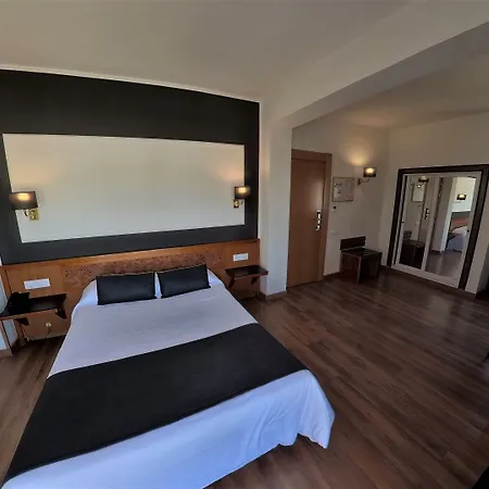 فندق Ohtels Gran 4*